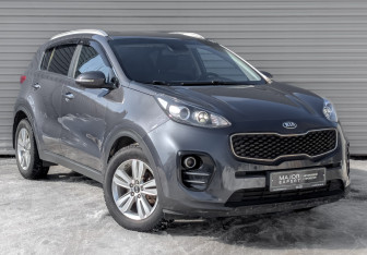 Подержанный автомобиль Kia Sportage 2017 года (3 фото)