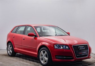 Подержанный автомобиль Audi A3 Hatchback 2012 года (7 фото)