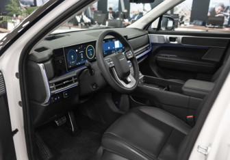 Новый Hyundai Santa Fe 2025 (5 фото)