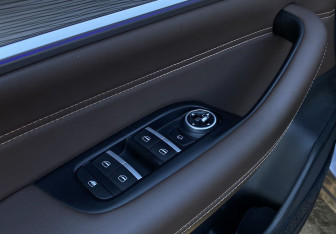 Подержанный автомобиль Chery Tiggo 8 Pro 2022 года (22 фото)