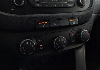 Подержанный автомобиль Kia Ceed Hatchback 2016 года (27 фото)