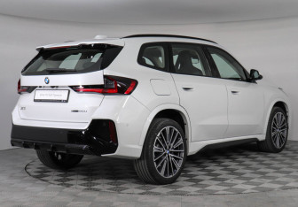 Новый BMW X1 2026 (2 фото)
