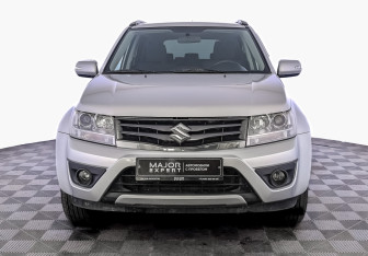 Подержанный автомобиль Suzuki Grand Vitara 2014 года (2 фото)