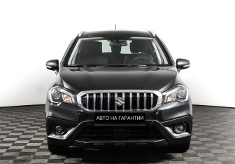 Подержанный автомобиль Suzuki SX4 Hatchback 2017 года (2 фото)