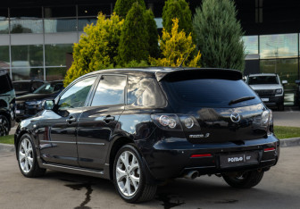 Подержанный автомобиль Mazda 3 Hatchback 2007 года (5 фото)