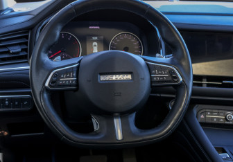 Подержанный автомобиль Haval F7 2019 года (18 фото)