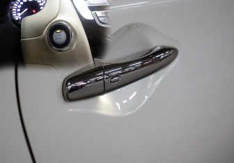 Подержанный автомобиль Infiniti QX60 2017 года (21 фото)