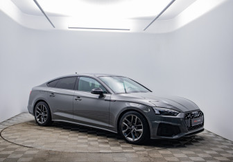Подержанный автомобиль Audi A5 Liftback 2020 года (3 фото)
