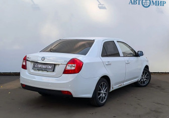 Подержанный автомобиль Geely GC6 2014 года (5 фото)