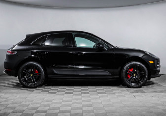 Подержанный автомобиль Porsche Macan 2021 года (4 фото)