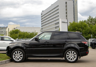 Подержанный автомобиль Land Rover Range Rover Sport 2014 года (6 фото)
