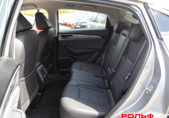 Подержанный автомобиль Haval F7x 2023 года (8 фото)