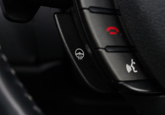Подержанный автомобиль Land Rover Range Rover Evoque 2014 года (22 фото)