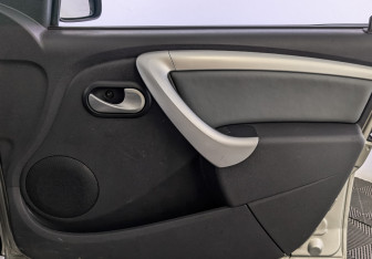 Подержанный автомобиль LADA (ВАЗ) Largus Wagon 2019 года (24 фото)