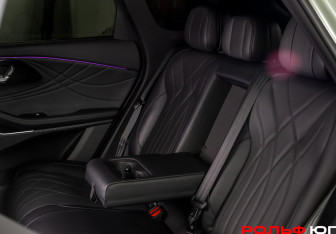 Подержанный автомобиль Exeed RX 2023 года (9 фото)