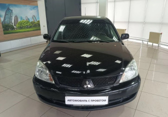 Подержанный автомобиль Mitsubishi Lancer Sedan 2007 года (2 фото)