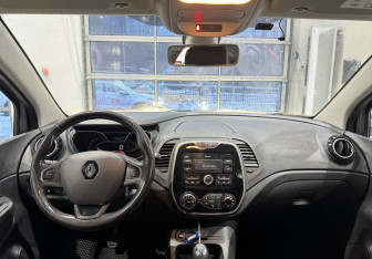 Подержанный автомобиль Renault Kaptur 2018 года (11 фото)