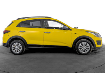 Подержанный автомобиль Kia Rio Hatchback 2020 года (4 фото)