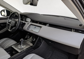 Подержанный автомобиль Land Rover Range Rover Evoque 2022 года (13 фото)