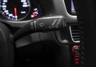 Подержанный автомобиль Audi Q5 2011 года (18 фото)