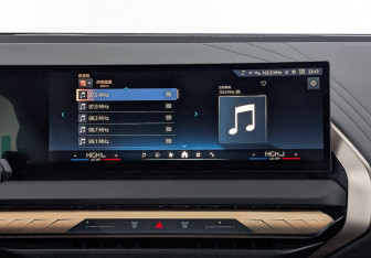 Новый BMW X3 2025 (11 фото)