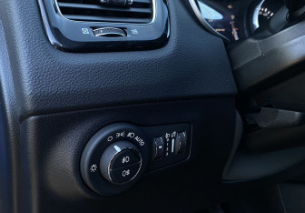 Подержанный автомобиль Jeep Compass 2019 года (20 фото)