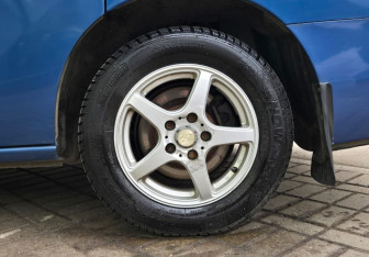 Подержанный автомобиль Nissan Serena Minivan 2016 года (14 фото)