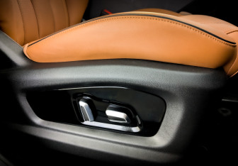 Подержанный автомобиль Omoda C5 2023 года (25 фото)