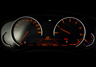 Подержанный автомобиль BMW X3 2021 года (13 фото)