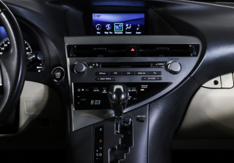 Подержанный автомобиль Lexus RX 2012 года (14 фото)