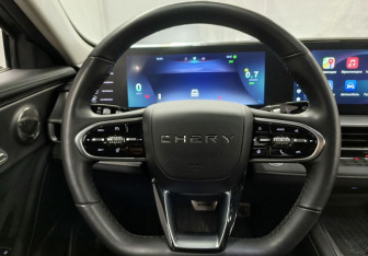 Подержанный автомобиль Chery Arrizo 8 2024 года (12 фото)