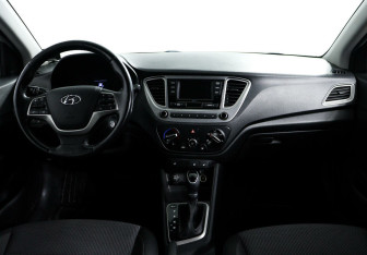 Подержанный автомобиль Hyundai Solaris Sedan 2020 года (9 фото)