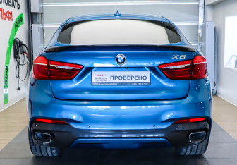 Подержанный автомобиль BMW X6 2019 года (5 фото)