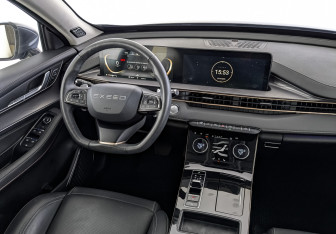 Подержанный автомобиль Exeed LX 2023 года (30 фото)