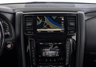 Подержанный автомобиль Infiniti QX80 2020 года (17 фото)