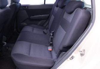 Подержанный автомобиль Hyundai Getz 2007 года (11 фото)