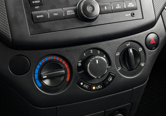 Подержанный автомобиль Ravon Nexia R3 2017 года (21 фото)