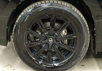 Подержанный автомобиль Lexus LX 2016 года (9 фото)