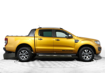 Подержанный автомобиль Ford Ranger 2021 года (4 фото)