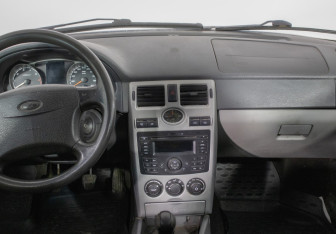 Подержанный автомобиль LADA (ВАЗ) Priora Wagon 2012 года (14 фото)