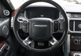 Подержанный автомобиль Land Rover Range Rover 2014 года (17 фото)