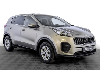 Подержанный автомобиль Kia Sportage 2017 года (3 фото)