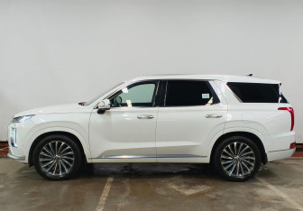 Подержанный автомобиль Hyundai Palisade 2022 года (8 фото)
