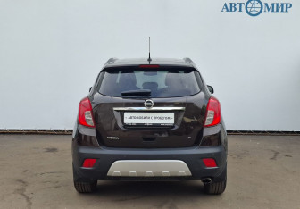 Подержанный автомобиль Opel Mokka 2013 года (6 фото)