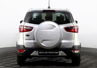 Подержанный автомобиль Ford EcoSport 2017 года (4 фото)