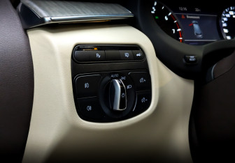 Подержанный автомобиль Infiniti QX50 2021 года (25 фото)