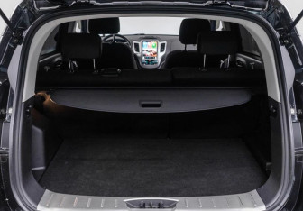 Подержанный автомобиль Changan CS35 2016 года (9 фото)