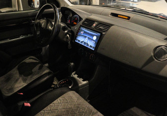 Подержанный автомобиль Suzuki Swift Hatchback 2008 года (7 фото)