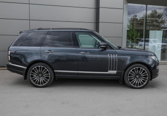 Подержанный автомобиль Land Rover Range Rover 2020 года (4 фото)
