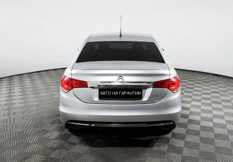 Подержанный автомобиль Citroen C4 Sedan 2018 года (4 фото)